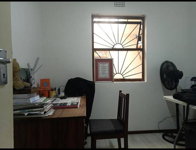 4 BEDROOM HOUSE FOR SALE IN DENNEMERE